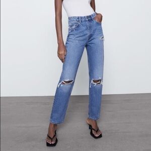 NWT Zara Ripped Mom Fit Jeans (Size 2)